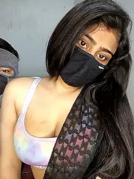 Love-N online show from January 2026 09:49:02 PM