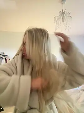 blissdimicco online show from September 2025 11:35:01 AM