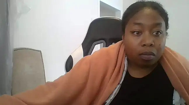 angeliquebelcali online show from February 2025 08:14:02 PM