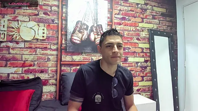 Snapshot of Frank_Millers chatting on January 2025 11:54:02 AM Frank Millers online show from January 2025 11:54:02 AM