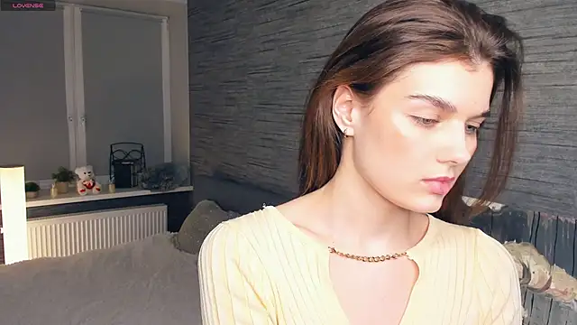 FloraDobb online show from February 2025 02:53:01 AM