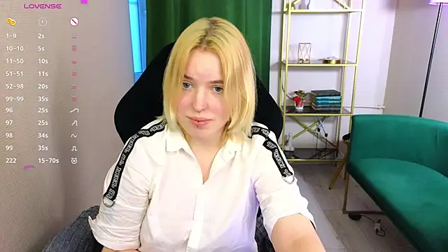 Manic pixie  online show from March 2025 03:40:01 PM