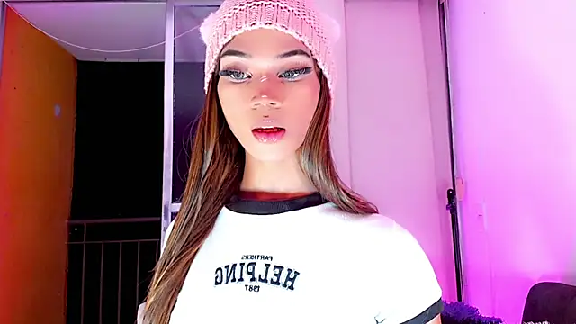 Snapshot of lucyangel_11 chatting on February 2025 07:54:02 AM lucyangel 11 online show from February 2025 07:54:02 AM