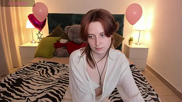 Jiffyyo online show from March 2025 08:42:02 PM