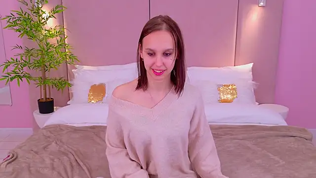 SandraTucker online show from March 2025 09:17:02 AM