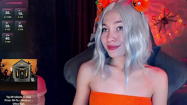 Snapshot of Ohmy_Nora_ chatting on November 2025 01:57:01 PM Ohmy Nora online show from November 2025 01:57:01 PM