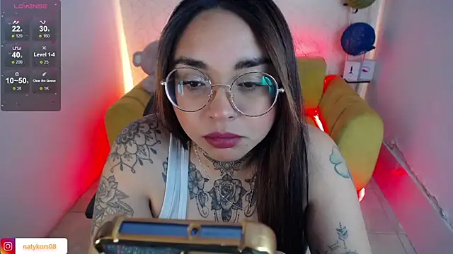 Snapshot of natyk_m chatting on January 2025 04:24:01 PM natyk m online show from January 2025 04:24:01 PM