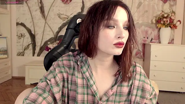 BritneyBarker online show from November 2025 07:29:02 PM