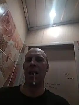 Snapshot of MaxDevilWhite chatting on October 2025 10:32:02 AM MaxDevilWhite online show from October 2025 10:32:02 AM