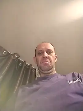 Snapshot of MaxDevilWhite chatting on November 2025 05:25:01 PM MaxDevilWhite online show from November 2025 05:25:01 PM