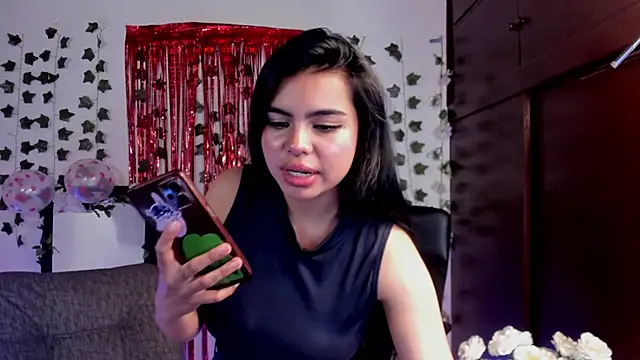 saray  jones online show from February 2025 02:12:02 PM