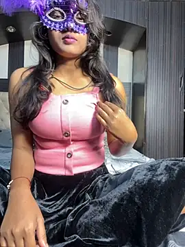 Snapshot of Richa_Madness chatting on February 2025 02:02:01 PM Richa Madness online show from February 2025 02:02:01 PM