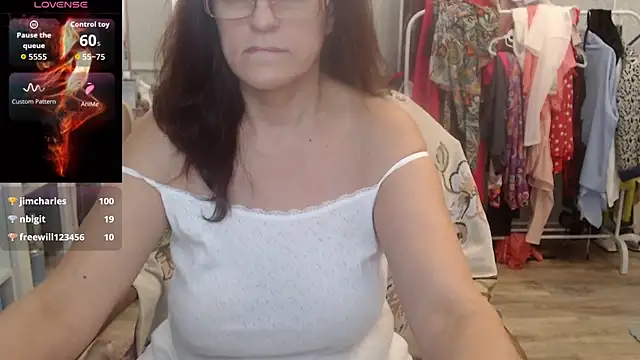 Soffya Soy online show from February 2026 10:58:01 PM