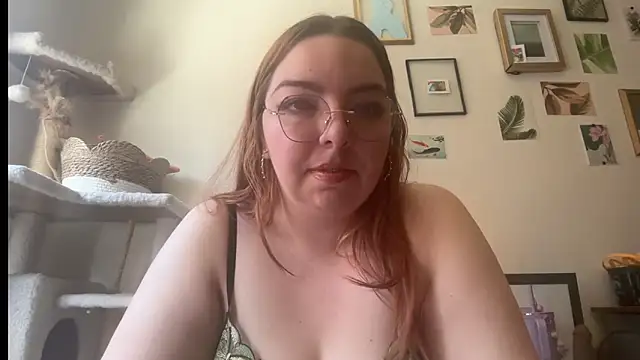 curvycate127 online show from March 2026 06:44:02 PM