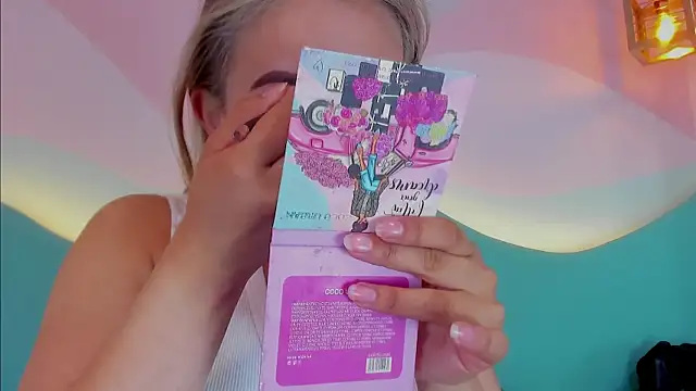 Lannajansen online show from October 2025 02:30:01 PM