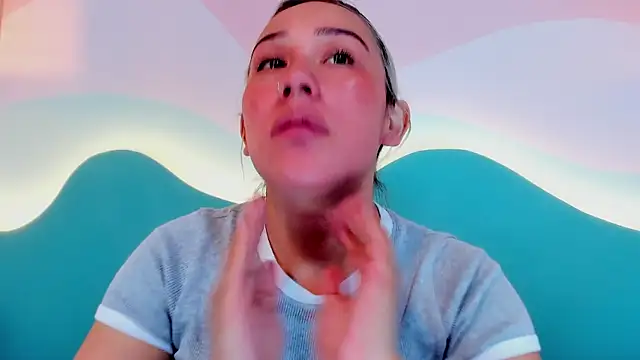 Lannajansen online show from December 2025 03:05:01 PM