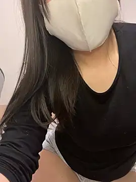 Snapshot of anchan69 chatting on March 2025 10:17:01 AM anchan69 online show from March 2025 10:17:01 AM