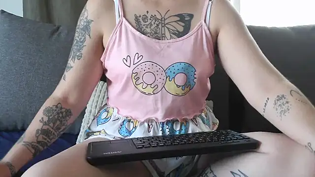 Snapshot of bunnyfox420 chatting on July 2026 02:54:01 PM bunnyfox420 online show from July 2026 02:54:01 PM