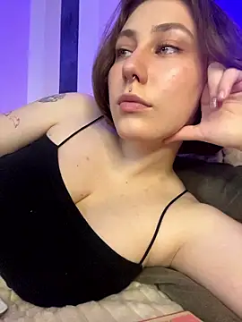 Molli Luv online show from July 2026 11:41:01 AM