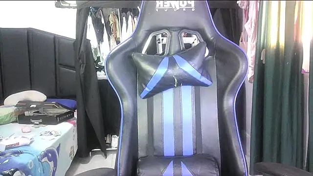 mariana0x online show from October 2025 07:47:02 PM