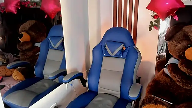 Snapshot of Amberr1 chatting on February 2025 03:24:02 PM Amberr1 online show from February 2025 03:24:02 PM