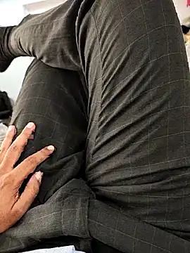 Snapshot of Younme6-9 chatting on September 2025 09:54:02 AM Younme6-9 online show from September 2025 09:54:02 AM