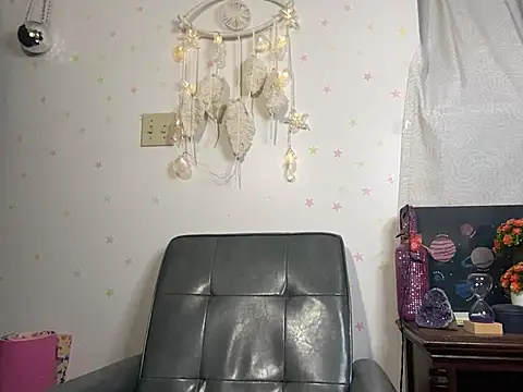 Snapshot of desiiiinigal chatting on February 2026 07:03:02 PM desiiiinigal online show from February 2026 07:03:02 PM