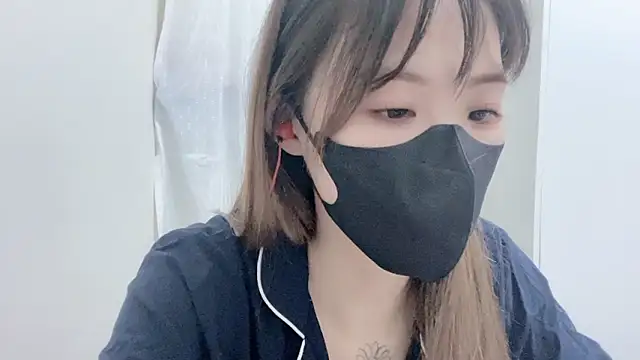 Chu1314 online show from February 2025 03:37:02 PM