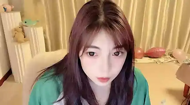 Snapshot of Song_99 chatting on February 2025 05:51:02 AM Song 99 online show from February 2025 05:51:02 AM