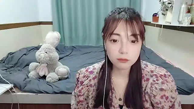 Snapshot of Song_99 chatting on February 2025 04:04:01 PM Song 99 online show from February 2025 04:04:01 PM