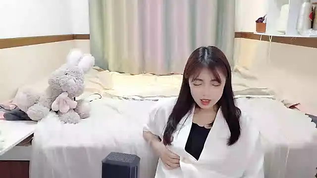 Snapshot of Song_99 chatting on February 2025 05:37:01 PM Song 99 online show from February 2025 05:37:01 PM