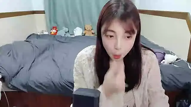 Snapshot of Song_99 chatting on February 2025 05:07:02 PM Song 99 online show from February 2025 05:07:02 PM