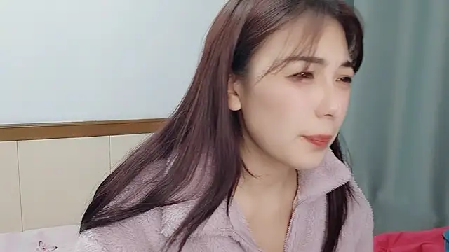 Snapshot of Song_99 chatting on March 2025 12:56:02 PM Song 99 online show from March 2025 12:56:02 PM