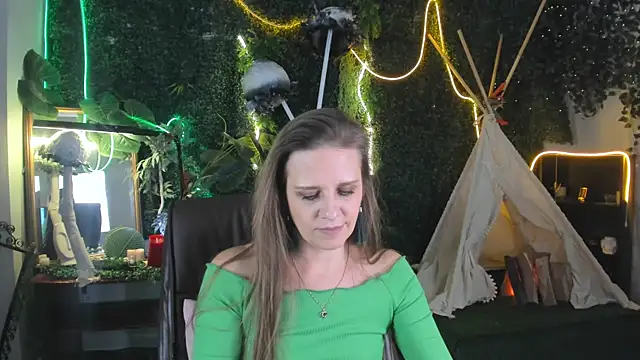 EmiliaBedy online show from March 2025 03:34:01 PM