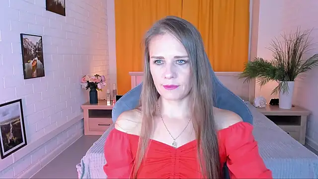 EmiliaBedy online show from October 2025 09:15:01 AM