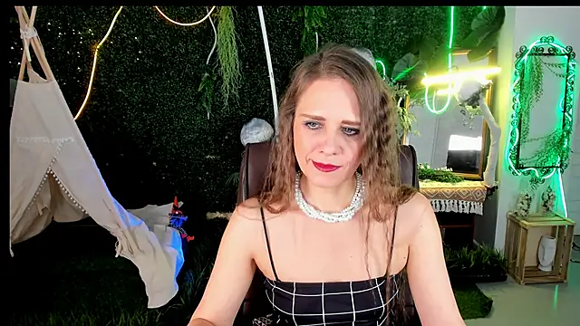 EmiliaBedy online show from December 2025 09:14:01 AM