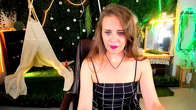 EmiliaBedy online show from July 2026 09:06:02 AM