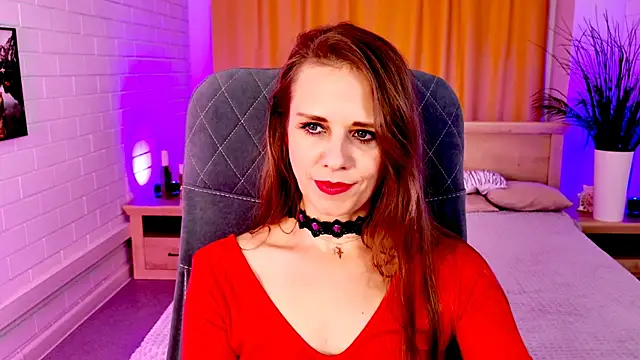 EmiliaBedy online show from July 2026 10:21:02 AM