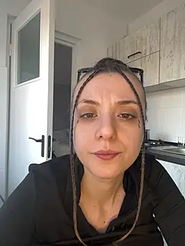 Snapshot of bunnythetailor chatting on January 2025 02:47:02 PM bunnythetailor online show from January 2025 02:47:02 PM