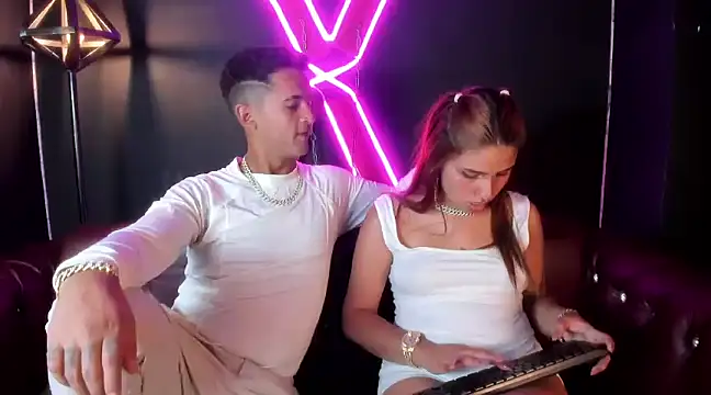 Nikki and Mayk online show from February 2025 02:27:02 AM