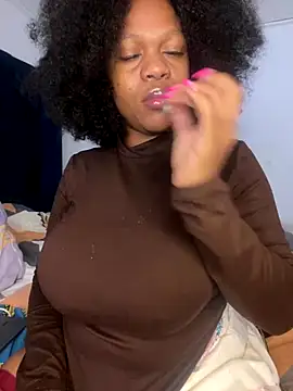 Boneca25 online show from October 2025 06:02:02 AM