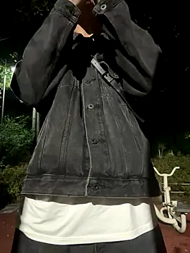 Snapshot of Phil_6677 chatting on September 2025 04:00:01 PM Phil 6677 online show from September 2025 04:00:01 PM