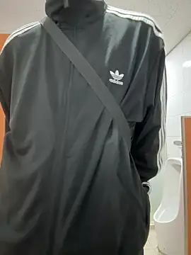 Snapshot of Phil_6677 chatting on October 2025 09:47:02 PM Phil 6677 online show from October 2025 09:47:02 PM