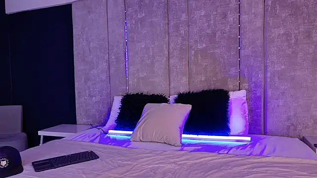 Snapshot of kaletattoo chatting on September 2025 11:55:01 AM kaletattoo online show from September 2025 11:55:01 AM