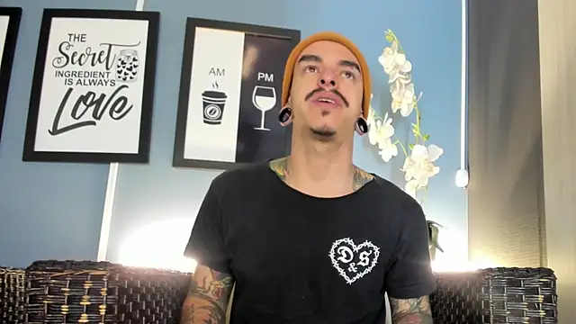 Snapshot of kaletattoo chatting on September 2025 11:01:02 AM kaletattoo online show from September 2025 11:01:02 AM