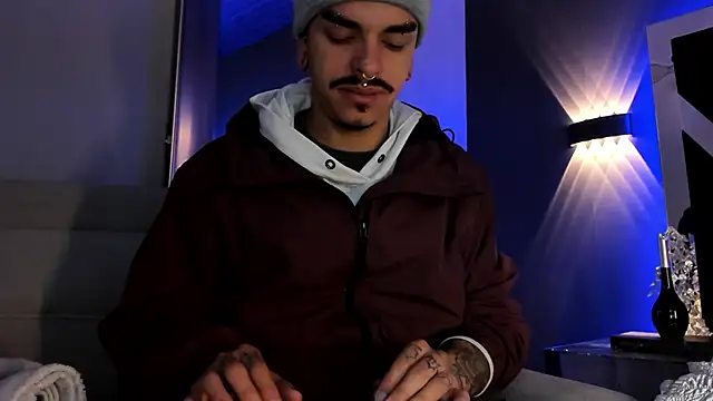 Snapshot of kaletattoo chatting on November 2025 10:59:01 AM kaletattoo online show from November 2025 10:59:01 AM