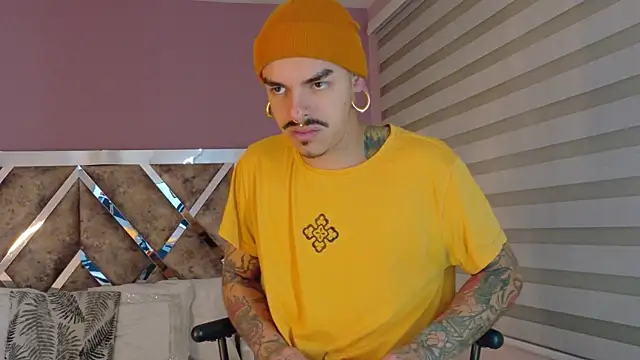 Snapshot of kaletattoo chatting on November 2025 11:09:01 AM kaletattoo online show from November 2025 11:09:01 AM