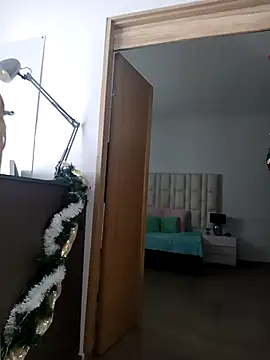 Snapshot of Ariana_rouse chatting on December 2025 05:11:02 PM Ariana rouse online show from December 2025 05:11:02 PM