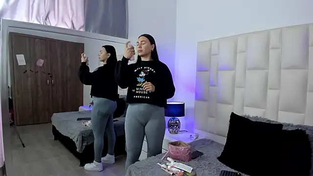 Snapshot of Ariana_rouse chatting on February 2026 04:36:02 PM Ariana rouse online show from February 2026 04:36:02 PM