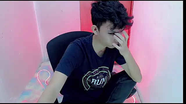 Alexxx lov online show from February 2025 12:26:02 PM